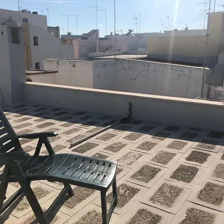 Centrone 90 Loc. Turistica Apartment *